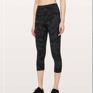 NEW LULULEMON ALIGN CROP 21in CAMO GREY